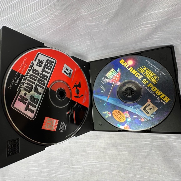 LucasArts Entertainment Company Box Set - Picture 7 of 8